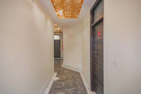 CAPITAL O 81600 RAJ RESIDENCY