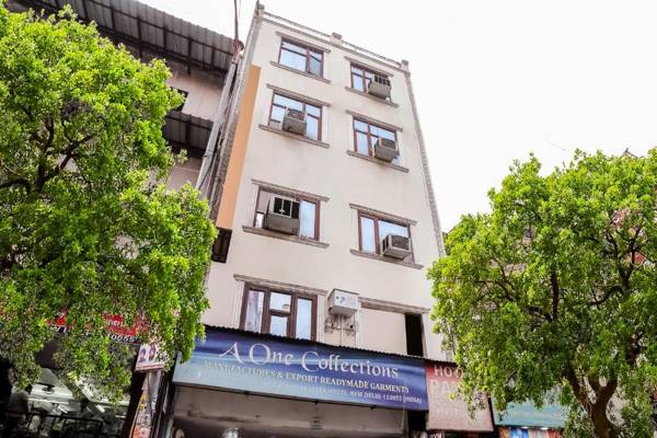 OYO 71555 Hotel Payal