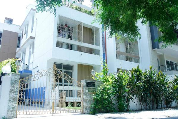 Maplewood Guest House Neeti Bagh New Delhiit is a Boutiqu Guest House