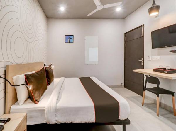 Townhouse 461 Grey House