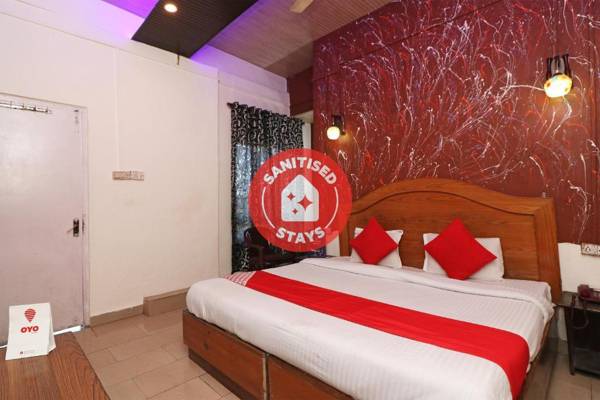 OYO Flagship 75860 Green High