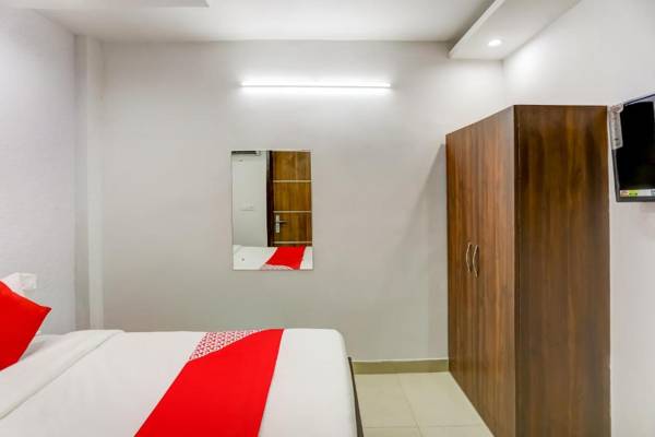 OYO 74072 Hotel Cozy Cave