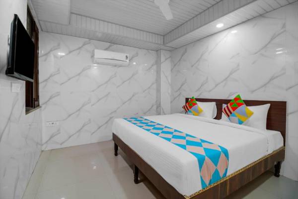 FLAGSHIP 41357 The Gold Rooms