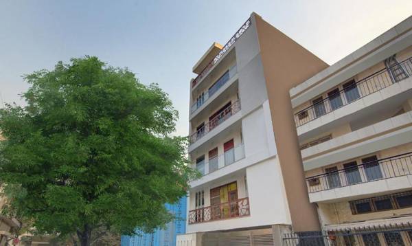 Treebo Trip DR Regency Bikaji Cama Place