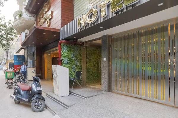 Townhouse 670 Hotel 16