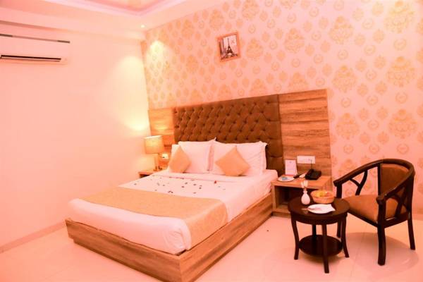 Whitepod Luxury Aerocity Delhi Airport