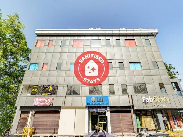 Capital O 79569 Mannat