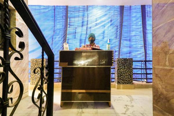 SPOT ON 77870 Maa Gayatri Guest House