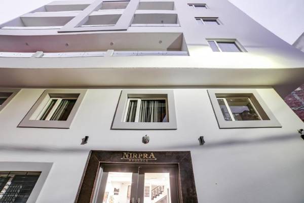 Collection O 77161 Shalimar Bagh