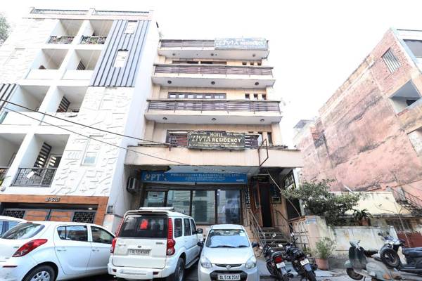 OYO DEL2885 Livia Residency