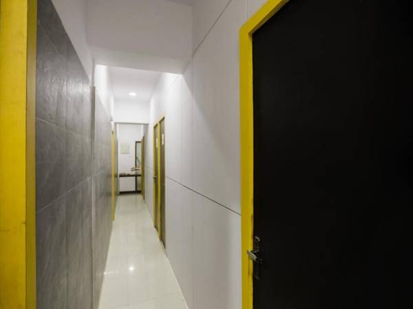 OYO 77739 Delhi University Stayz