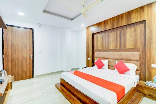 OYO 76809 Ratan The Pacific