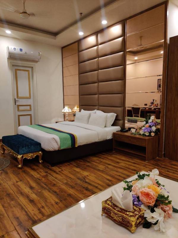 Tivoli Lawrence Road