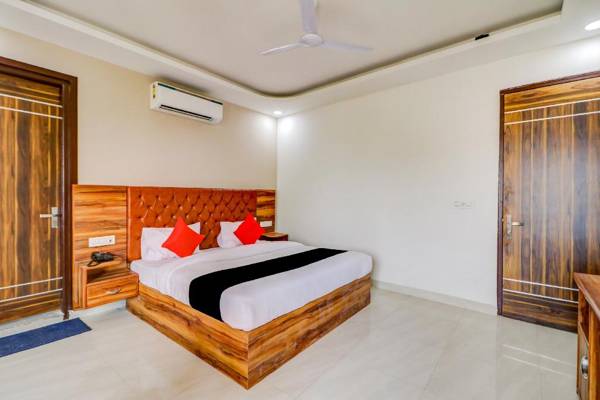 Capital O 80318 Hotel Sai Plaza