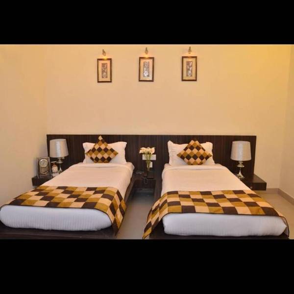 Holiday Hospitality Hotel De Aura