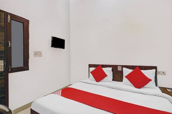 OYO 81119 Hotel Prince