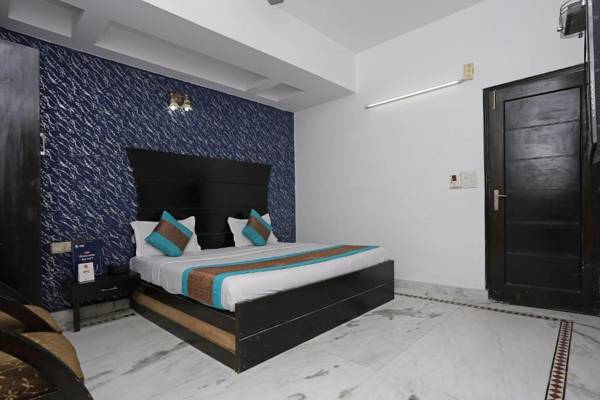 OYO 337 Hotel Anand
