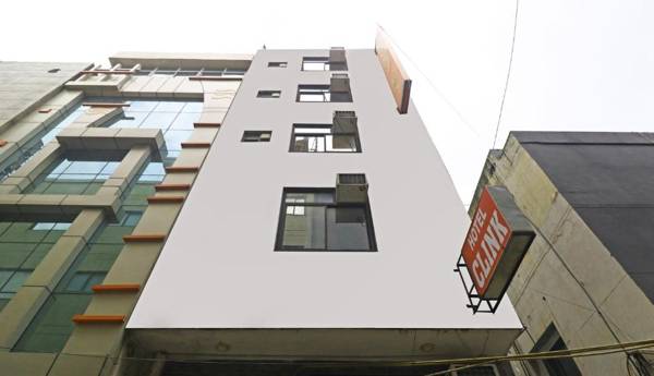 WowStops-Hotel Clink Near Delhi Airport