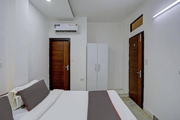 Collection O 82389 The Pinaki Residency