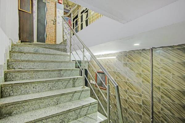 OYO 81741 Hotel Naseeb