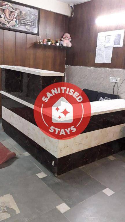 OYO 82741 Mohan Garden Stays