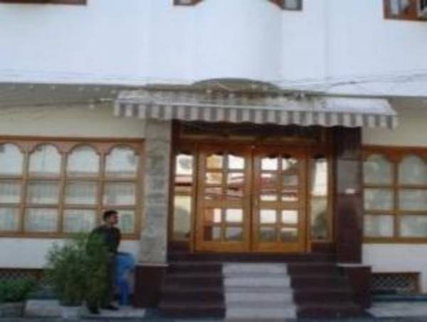 Hotel Singh Continental