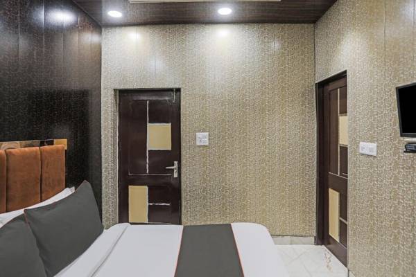 OYO Flagship 80575 Kashish Residency
