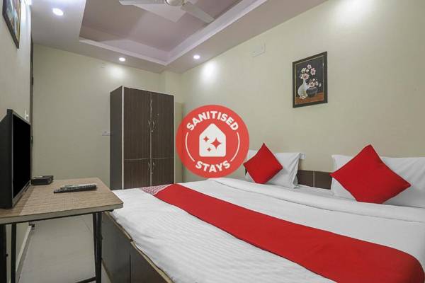 OYO Flagship 83392 Royal Discovery