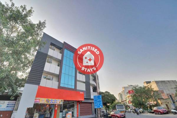 Collection O 83597 Hotel Love Stay