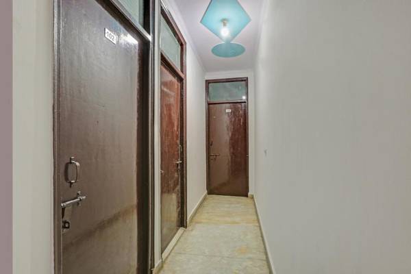 Collection O 83691 Raj Villa