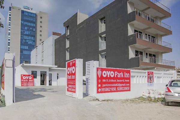 OYO Flagship 83092 Park Inn