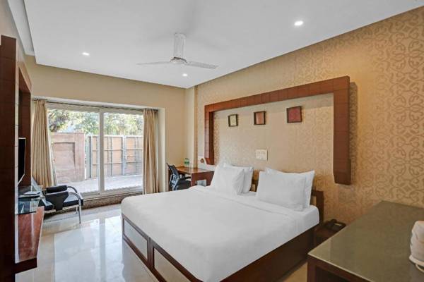 Townhouse 581 Noida Sector 122