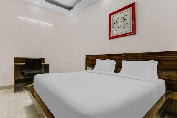 Capital O 84215 The Chaitanya's