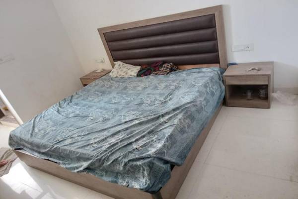 OYO HOME 84121 Angel Pg