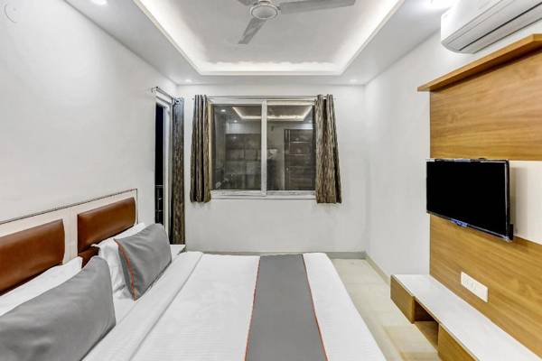Capital O 85346 Hotel Delhi Delight