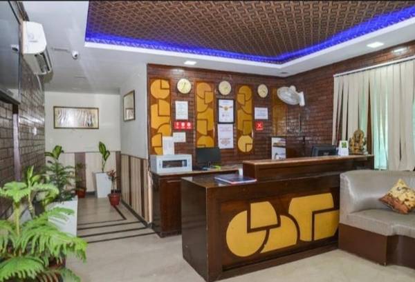 OYO 86190 Jindal Palace