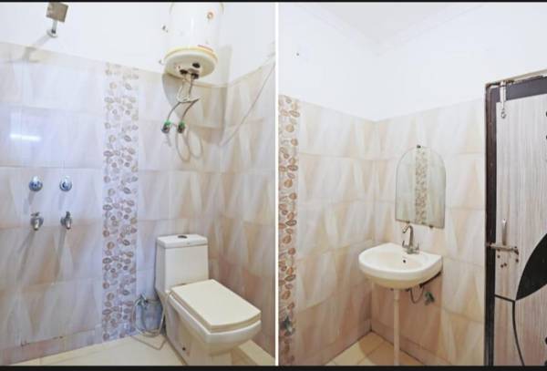 OYO 86115 Shri Ram Hotel