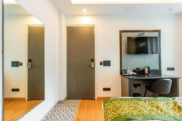 Hotel Mayur Chittaranjan Park (C R Park) New Delhi - Local ID Allow