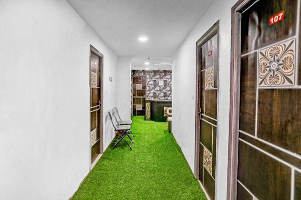 OYO 87070 Galaxy Stay