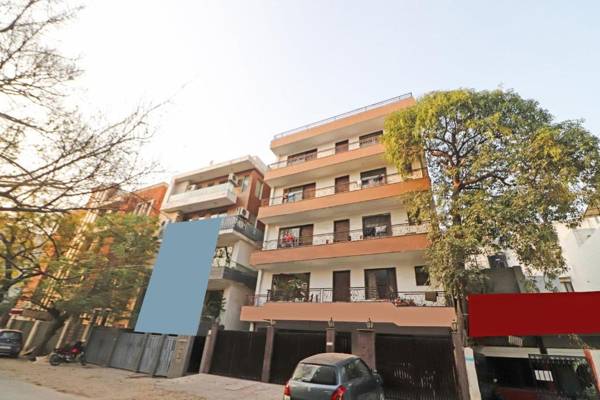 OYO 87728 Shivam Residency