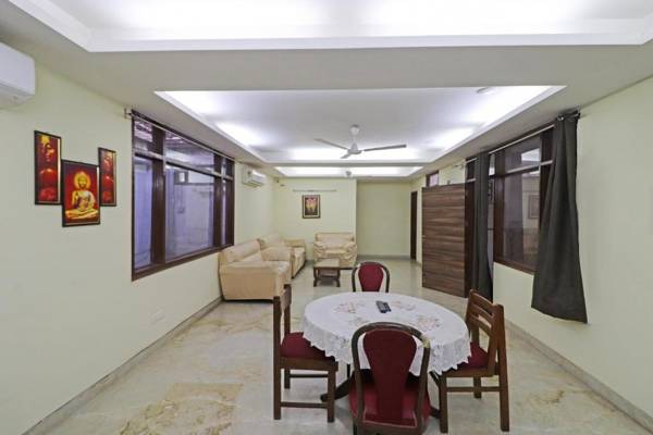 OYO 87728 Shivam Residency