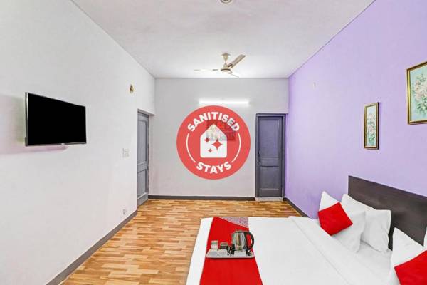 OYO Flagship 90606 Jps The Town