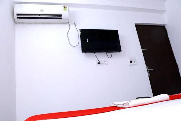 OYO 89904 Hotel Relax Inn