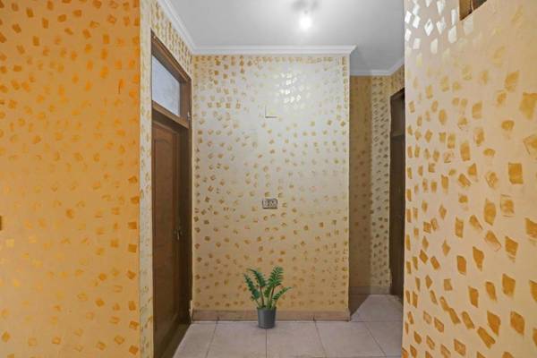 OYO 90059 Hotel Silver Stone