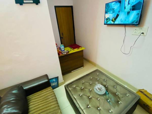 OYO 91788 Hotel Happy Stay