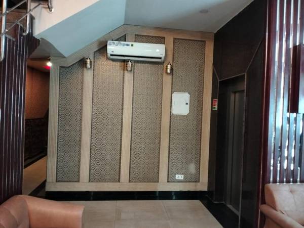 Hotel Leisure Stay By WB Inn