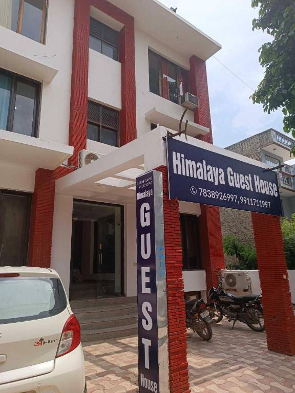 OYO 92302 Himalya Guest House