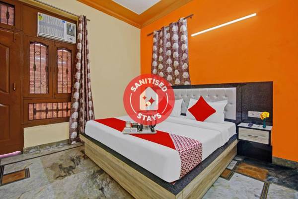 OYO 92087 Galaxy Plaza