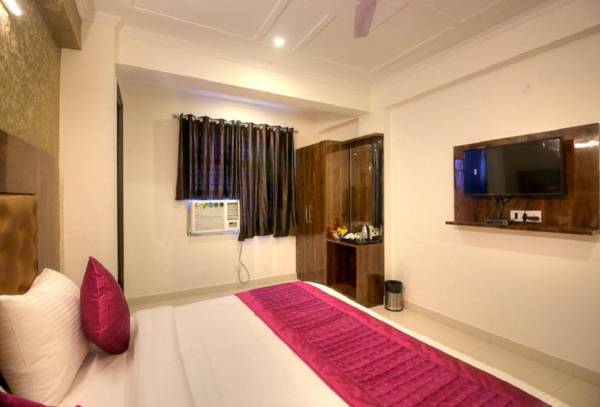 Airport Hotel ARK Avalon