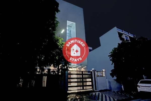 OYO Flagship 92352 Bmg